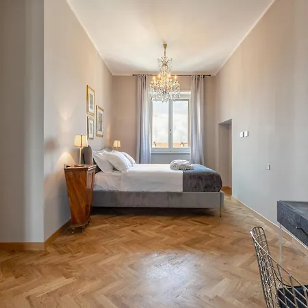 Appartamento Vespucci 60 Luxury Apt With Garage And Balcony Firenze