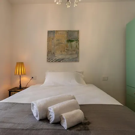 Vespucci 60 Luxury Apt With Garage And Balcony * Firenze