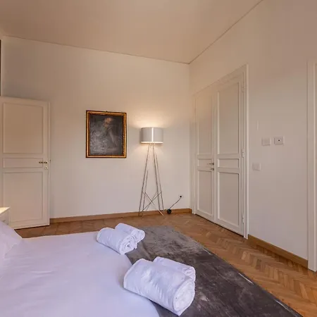 Vespucci 60 Luxury Apt With Garage And Balcony Firenze