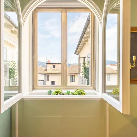 Vespucci 60 Luxury Apt With Garage And Balcony Appartamento