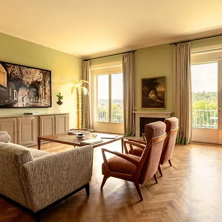 Vespucci 60 Luxury Apt With Garage And Balcony Appartamento *