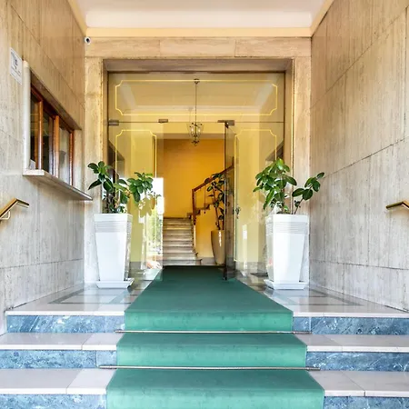 Vespucci 60 Luxury Apt With Garage And Balcony Appartamento
