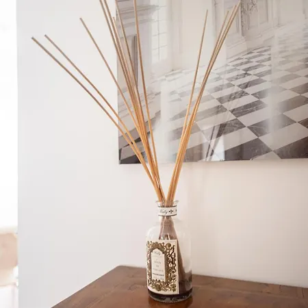 Apartment Artisti, Cozy Flat In Florence