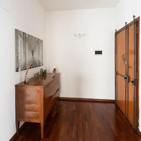 Artisti, Cozy Flat In Apartment