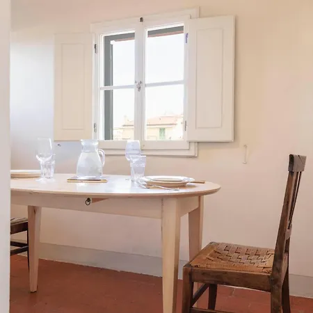 Santo Spirito View Apartment Florence