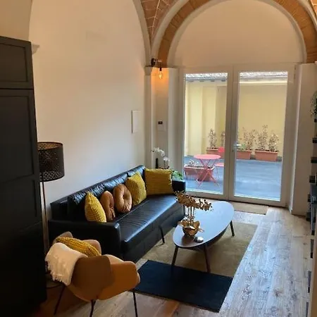 Chic Retreat Gem Florence