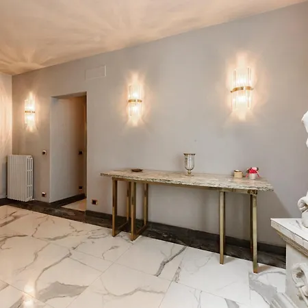 Regina House By Mmega Firenze