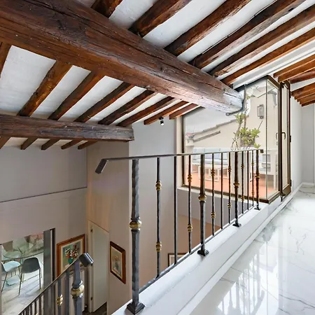 Regina House By Mmega * Firenze