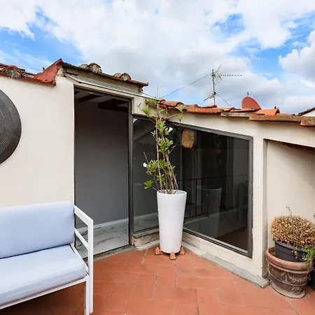 Regina House By Mmega Firenze