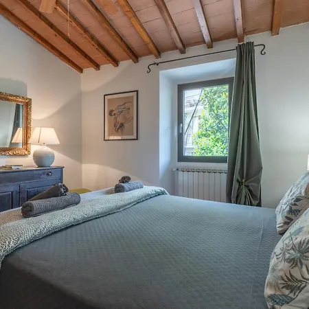 Terracielo Isola, Tra Parco E Centro X 5 Con Giardino Holiday home