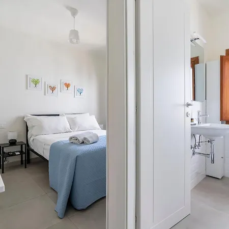Pinzochere 16 Apartment Florence