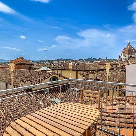 Yd Stunning Terrace On The Accademia Apartment Florence