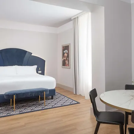 Anglo American Florence, Curio Collection By Hilton 5*
