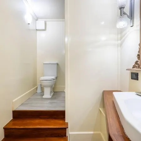 Apartment Rinascimento Giraldi -12 Ospiti 80 Mt Dal Duomo - *