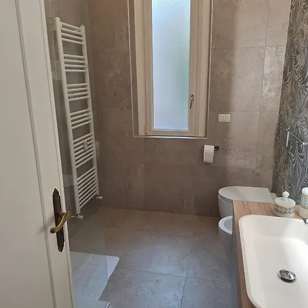 Arno River View Terraces, Free Parking