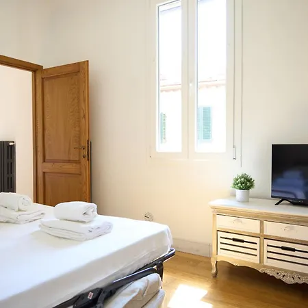 Ognissanti Excelsior Apartamento