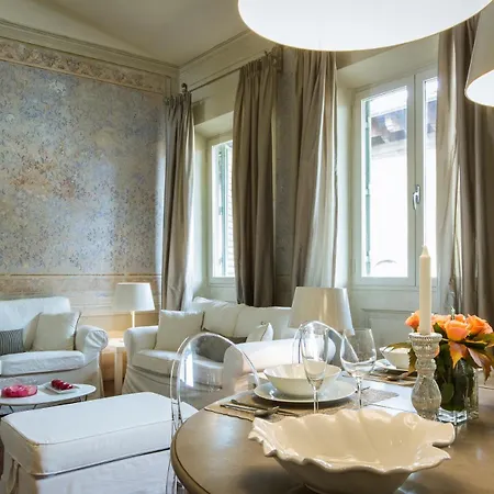 Apartment Maggio 2bd In Oltrarno Florence