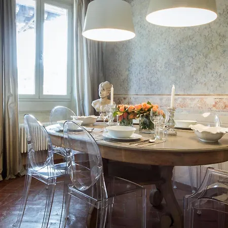 Apartment Maggio 2bd In Oltrarno Florence