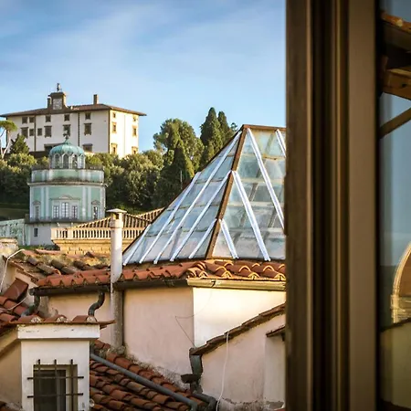 Maggio 2bd In Oltrarno Apartment Florence