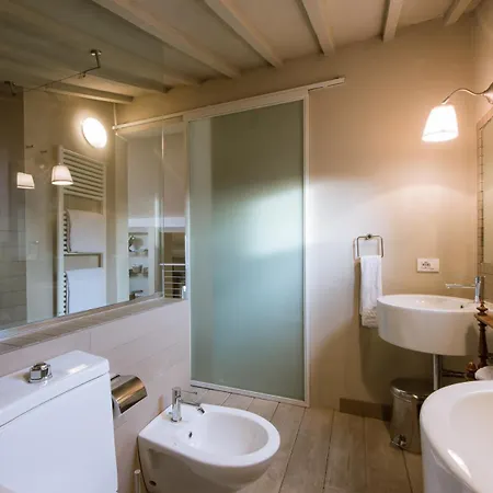Maggio 2bd In Oltrarno Apartment Florence