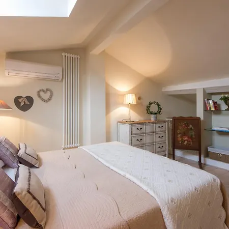 Apartment Maggio 2bd In Oltrarno Florence