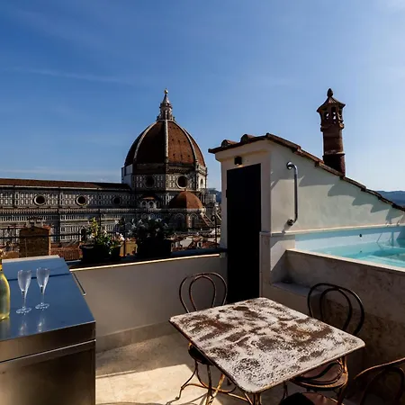 فندق Donati Luxury Tower 5*