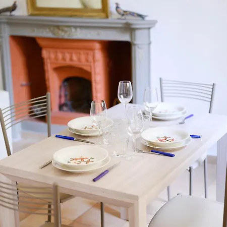 Pitti Sweet Apartment *