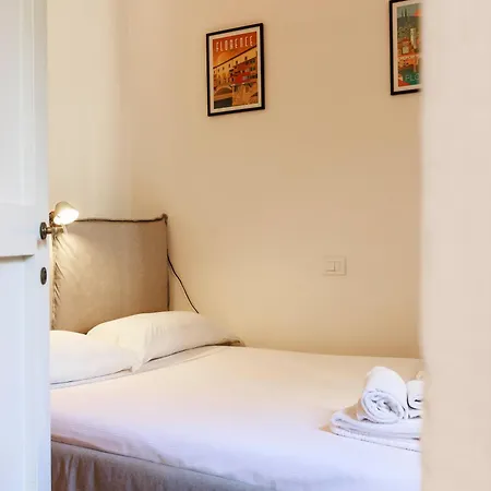 Sweet House In Pepi Street Apartment