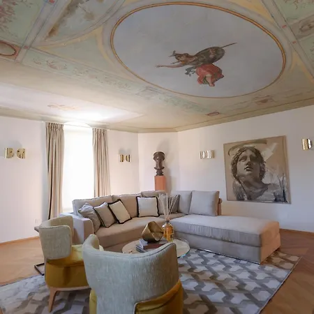 Apartment Ponte Vecchio - Partenope Luxury