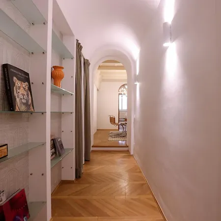 Apartment Ponte Vecchio - Partenope Luxury *