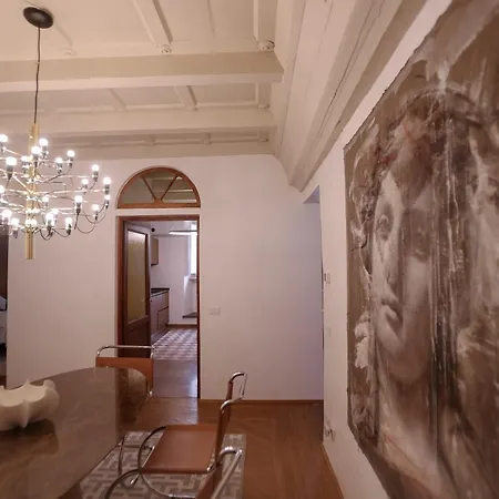 Apartment Ponte Vecchio - Partenope Luxury Florence