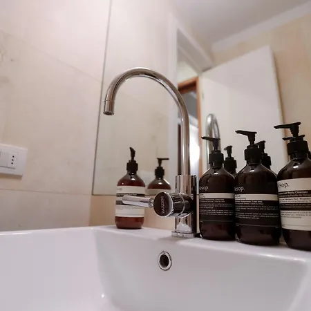 Apartment Ponte Vecchio - Partenope Luxury Florence