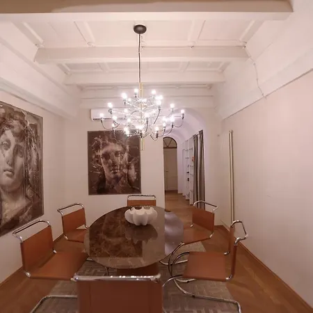Ponte Vecchio - Partenope Luxury Apartment