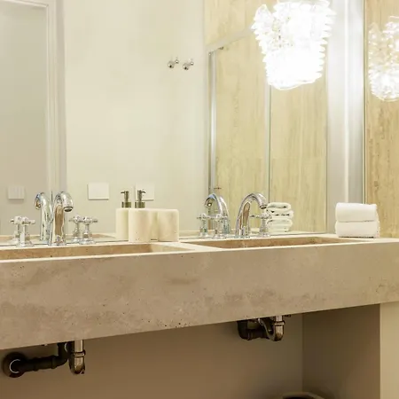 Apartment Lungarno Luxury Florenz