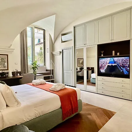 Dimora Collection - Le Corti - Boutique Luxury In A Restored 13th Century Convent, With Sauna And Gym (adults Only) Apart-hotel Florença