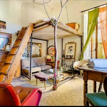 Urban Utopia Bed & Breakfast