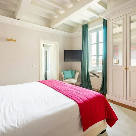 Palazzo Pazzi Vitali Luxury In Florence