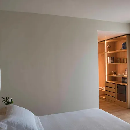 Columbus Urban Hotel