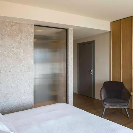 Columbus Urban Hotel