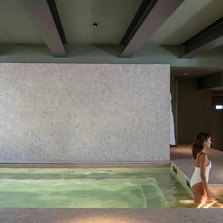 Columbus Urban Hotel