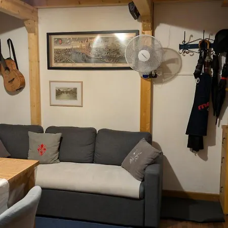 Small And Cozy In Апартаменты Флоренция