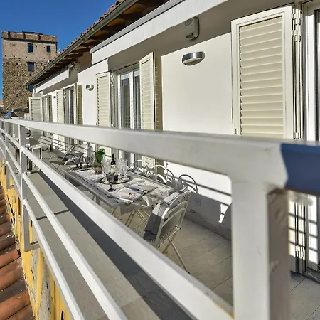 Daire - Ponte Vecchio Guelfo