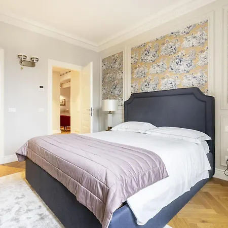 Apartment Albizi Penthouse Luxury In By Palazzo Pazzi Vitali Florenz