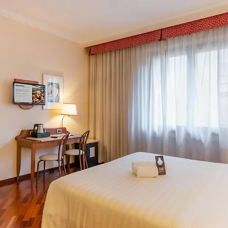 Pitti Palace Al Ponte Vecchio מלון 4*
