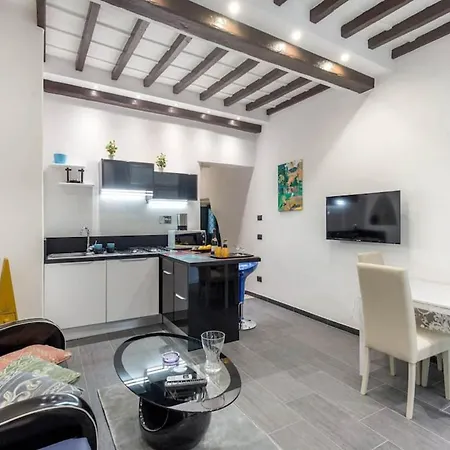 Modern House + 2 Free Bikes, Historical Center Of *