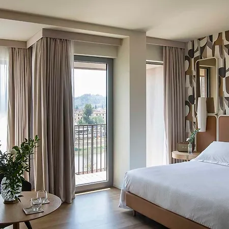 Hotel Columbus Urban 5*