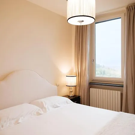 Luxury Window On Διαμέρισμα *