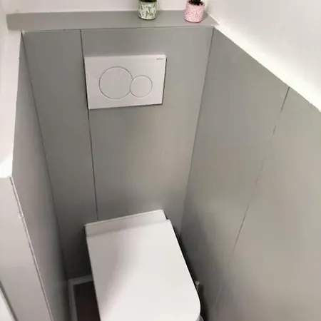 Apartment Cozy Near The Station Florenz
