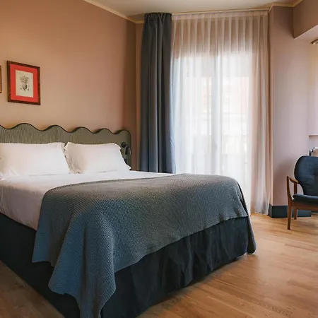 C-hoteles Diplomat Hotel 4*