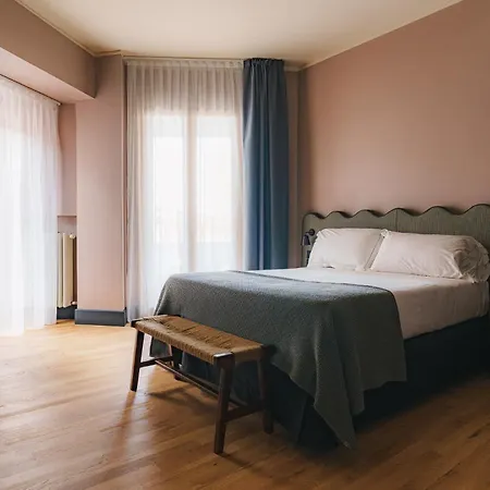 C-hoteles Diplomat Hotel 4*